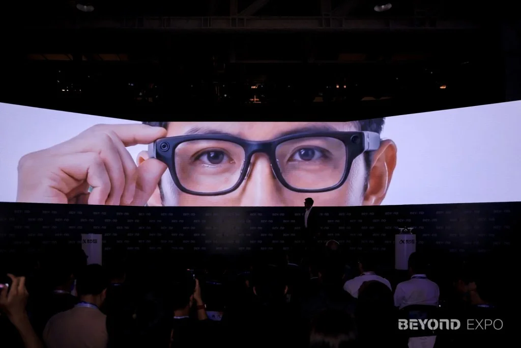iFlytek Unveils Lightweight AI Glasses with Advanced Interaction and Translation Features
